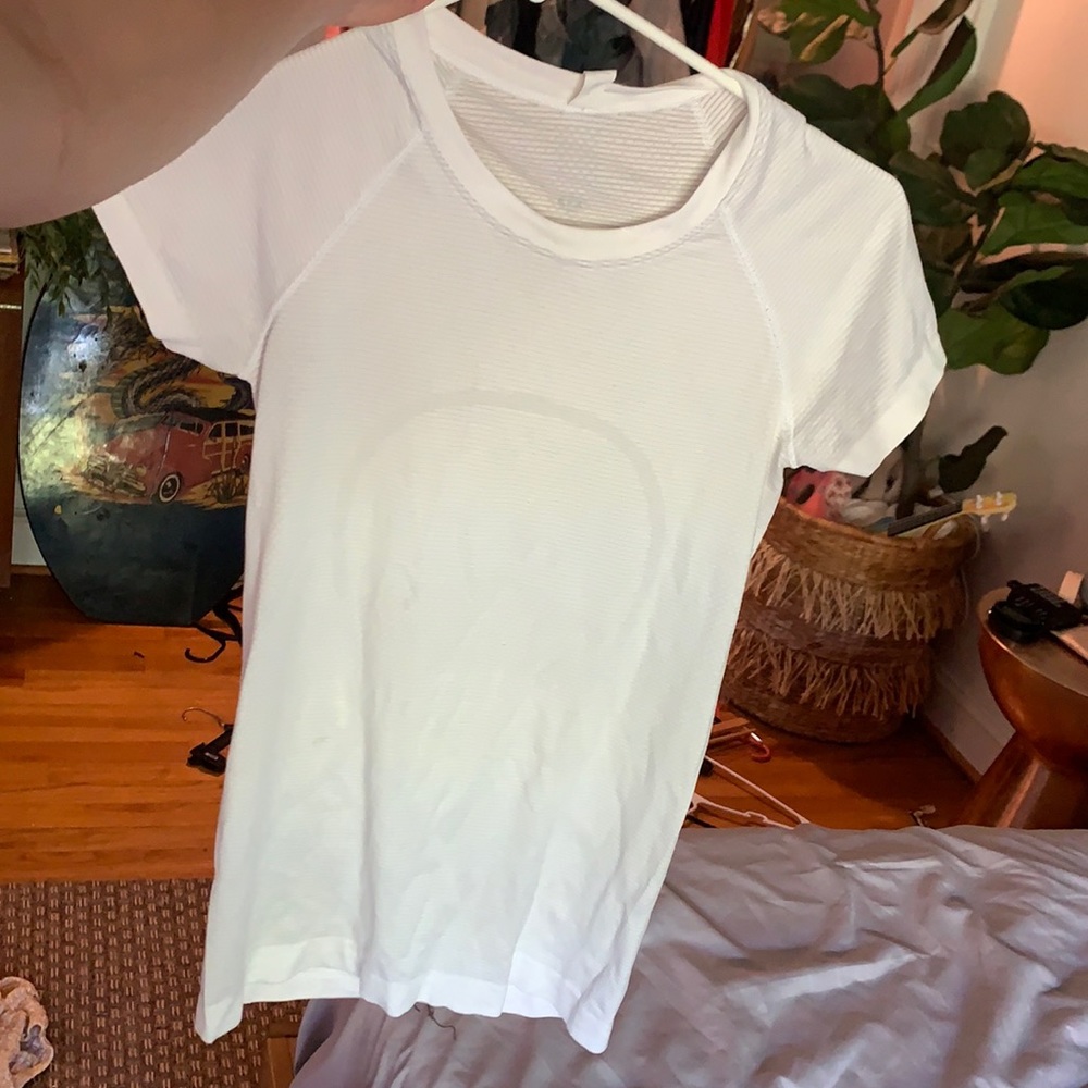 Lululemon top
